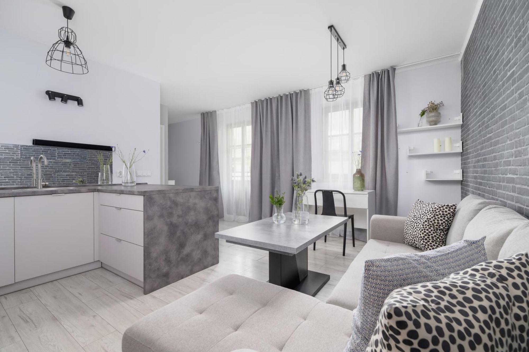 קרקוב One Bedroom Apartment With A Balcony - Dietla 109 Street מראה חיצוני תמונה